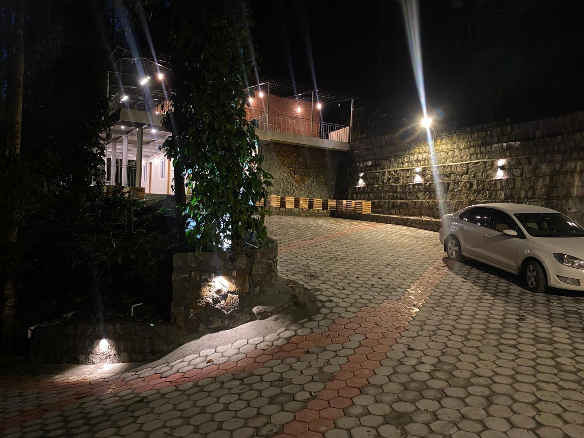 100 Oaks Estate Hotell Yercaud Eksteriør bilde