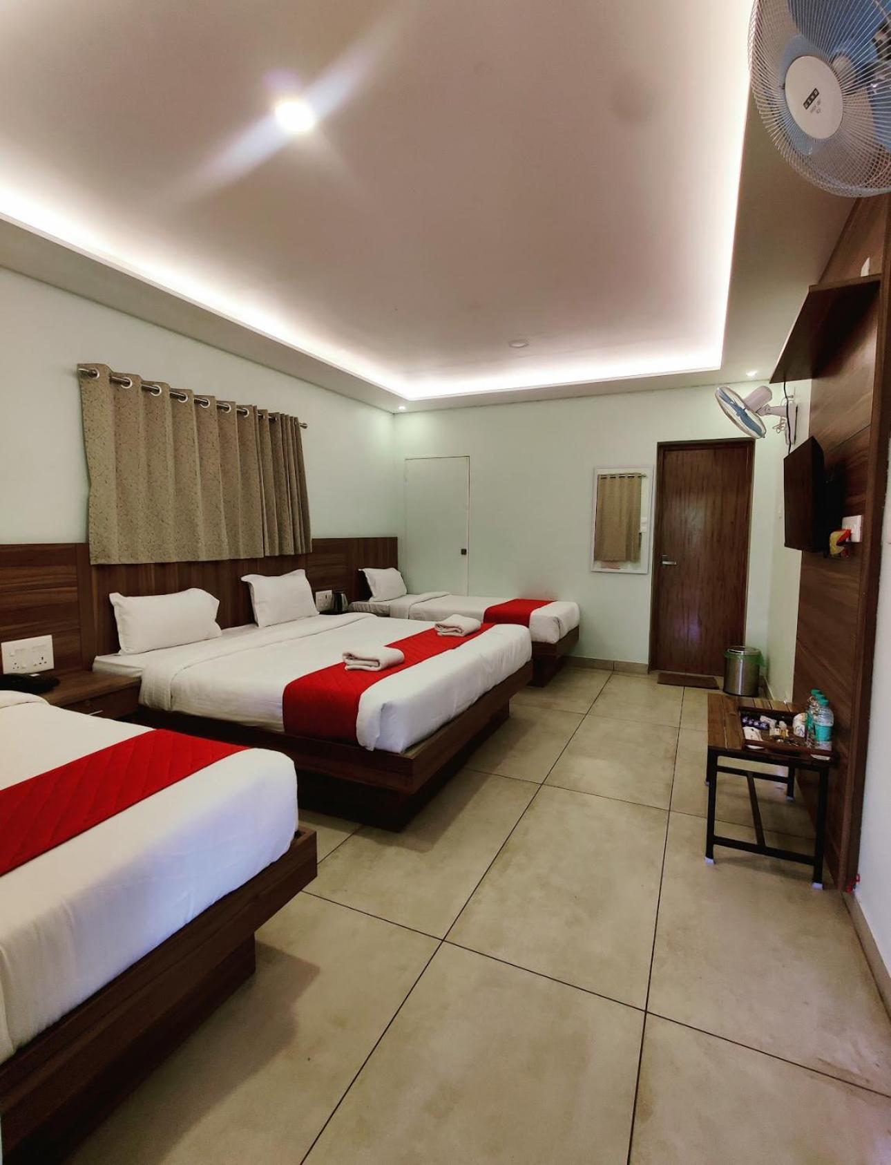 100 Oaks Estate Hotell Yercaud Eksteriør bilde